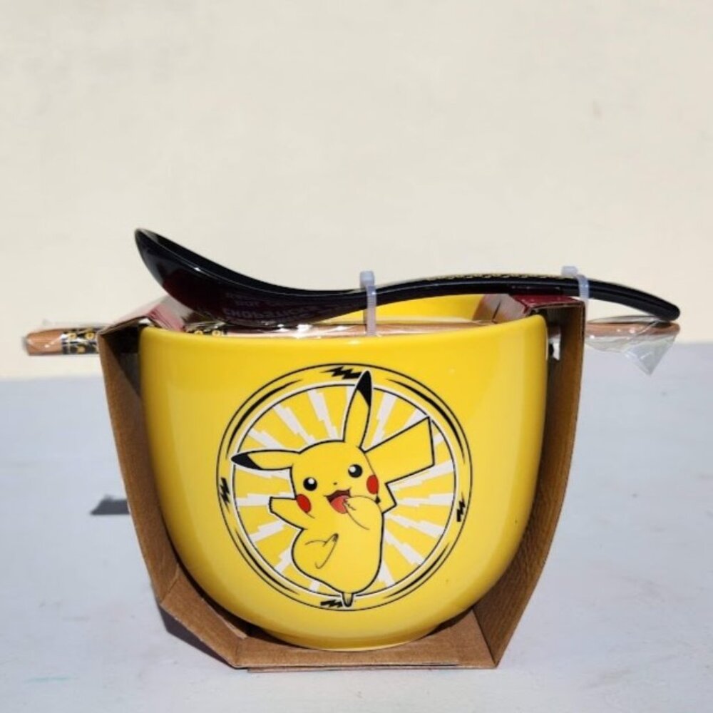 NEW Pokemon Pikachu Ceramic Ramen Bowl Chopsticks and Spoon Microwave Safe 20 oz